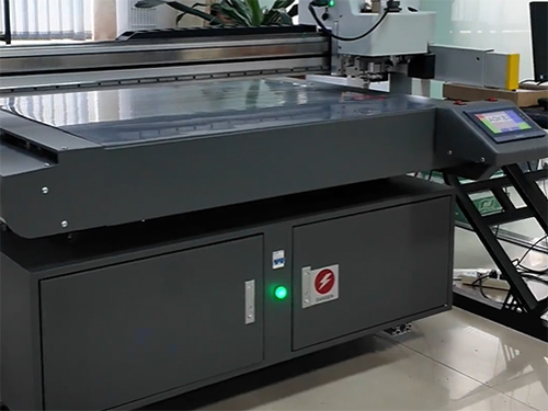 瓦楞、彩箱、精品盒切割